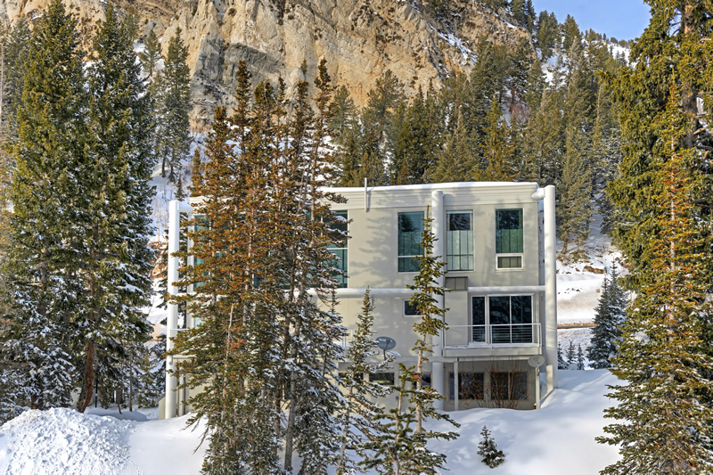 Alta's Rustler House | Luxury House Rental Perfectly Located between Snowbird and Alta, Utah